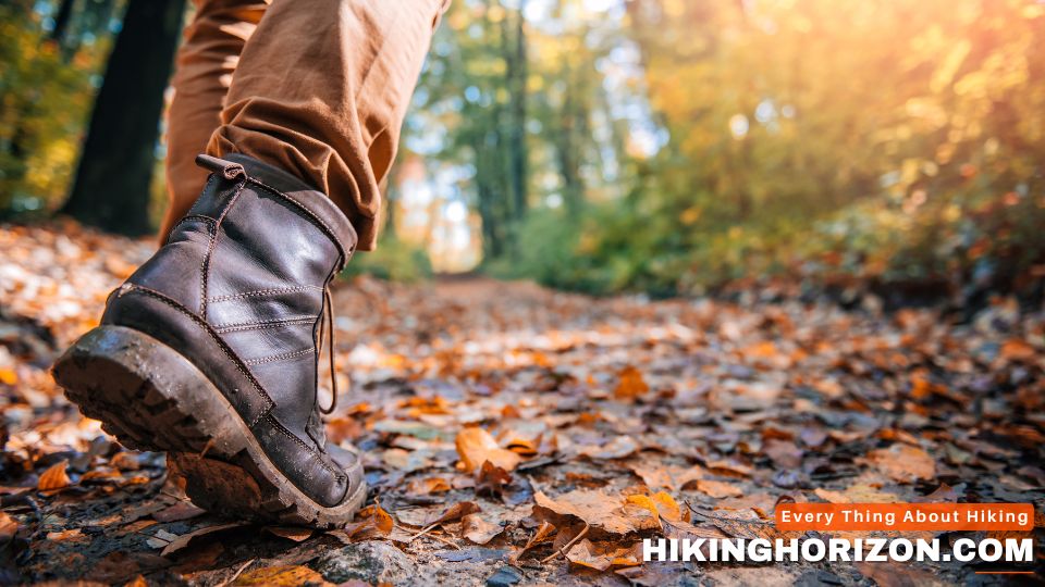 fit around the ankle - How Should Hiking Boots Fit